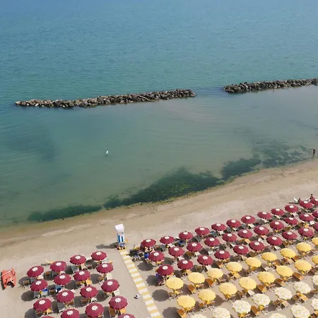 מלון Mediterraneo Montesilvano Marina