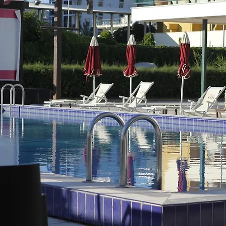 Club Esse Mediterraneo Hotel 4*