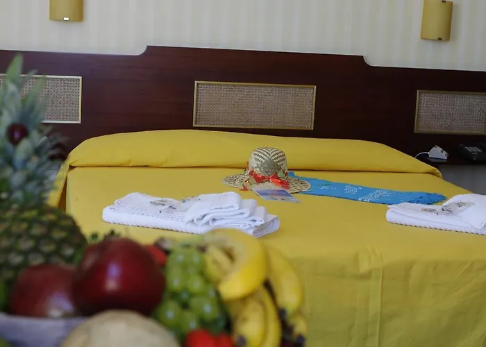 Отель Mediterraneo