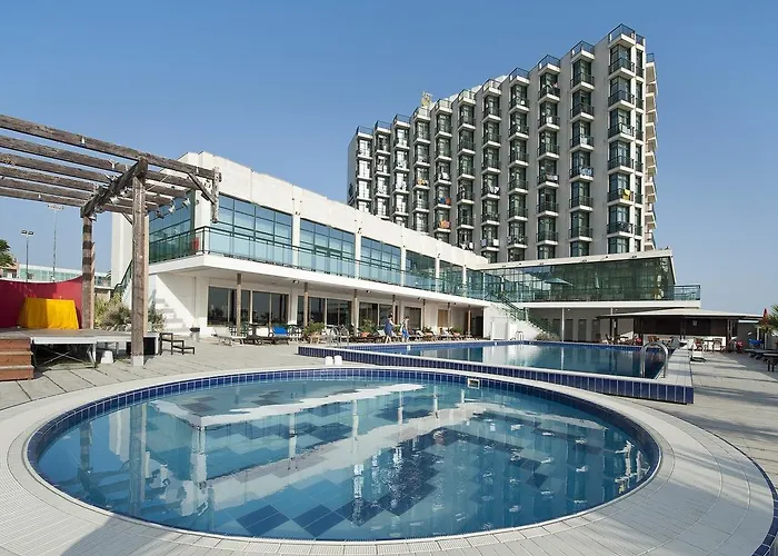 Отель Mediterraneo 4*