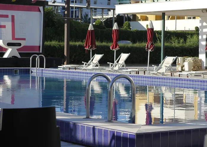 Mediterraneo Отель 4*